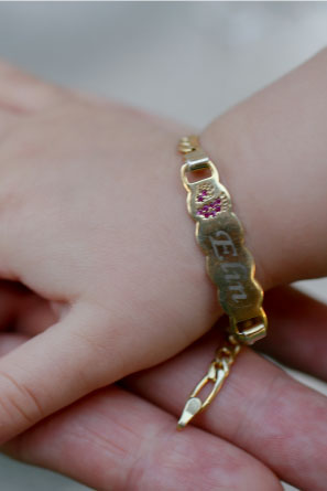 PULSERA DE ORO PARA NIÑOS